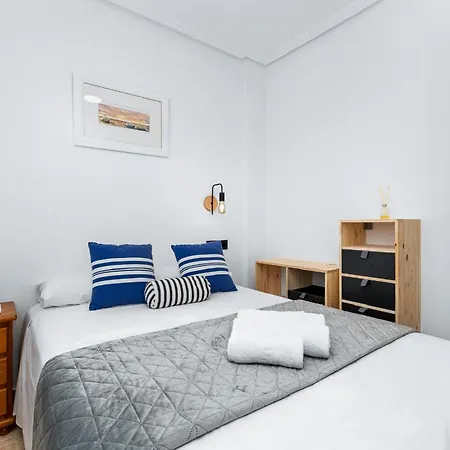 Atico Naciones Sunrise Apartamento *